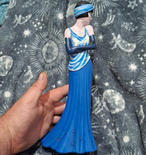 Art deco flapper lady - deco,