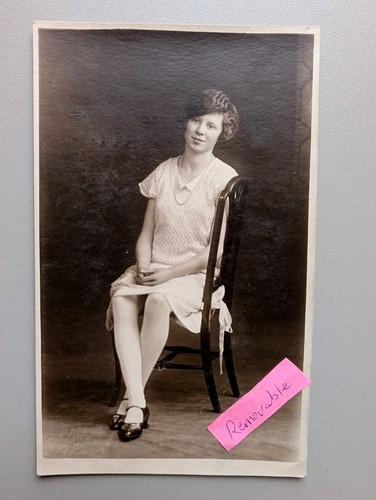 Old photo woman glamour - photo,